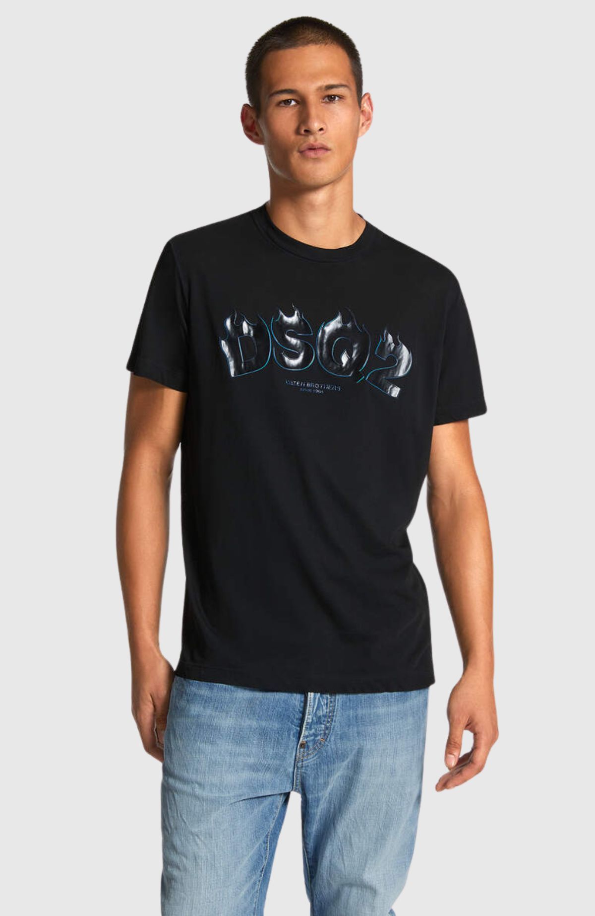 Dsquared2 ロコスタンフクルネックTシャツ S71GD1522S21600 900 Dsquared2 ロコスタンフクルネックTシャツ S71GD1522S21600 900