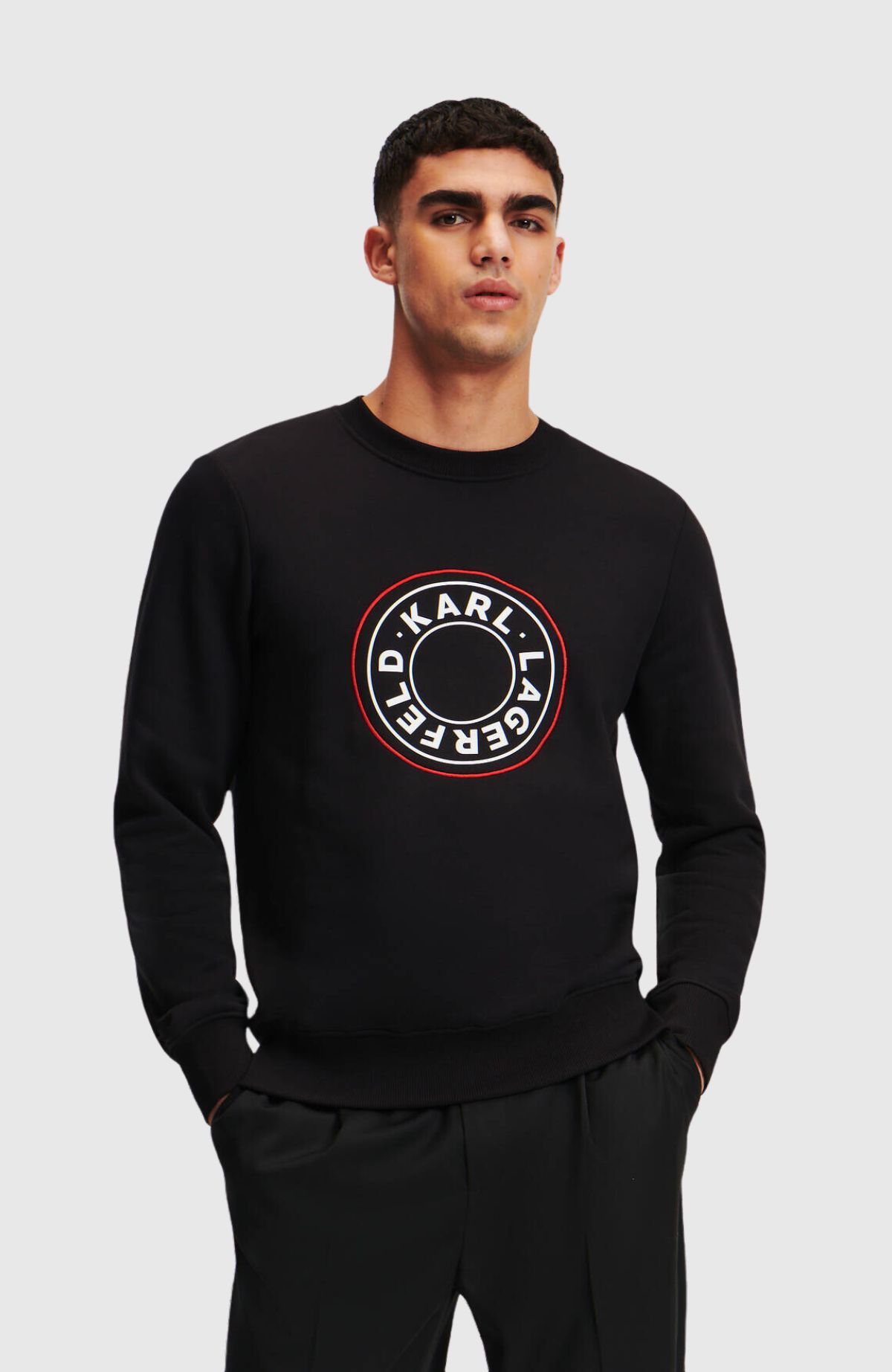 I Am Circle Graphic Sweatshirt main image 1