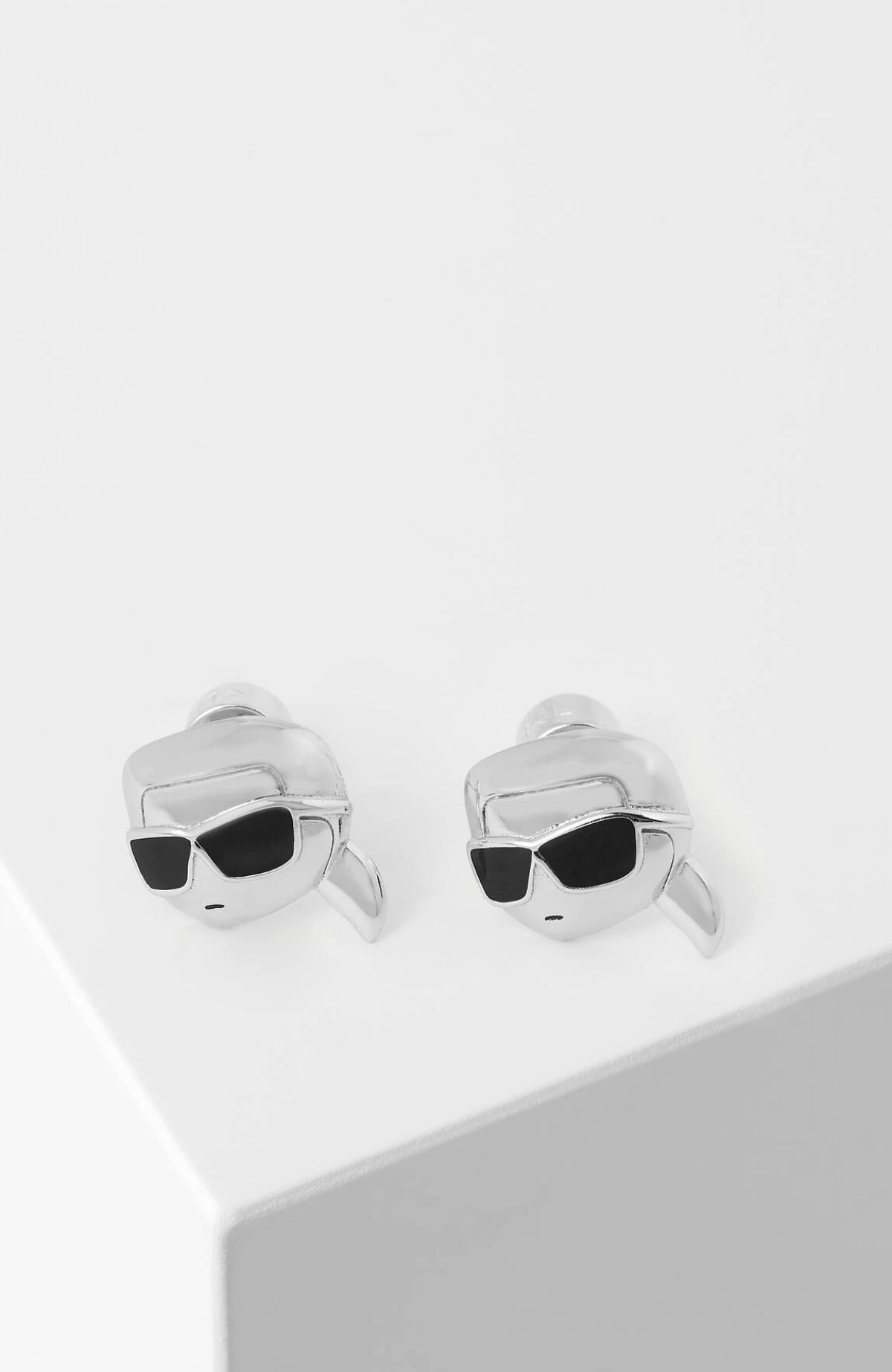 k/ikonik 2.0 karl studs